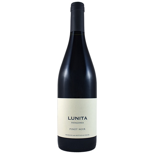 Lunita-Pinot-Noir-Bodega-Chacra-IG-Patagonia-Rio-Negro-Argentina